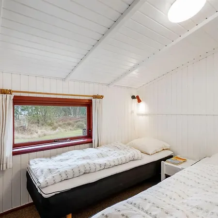 Samine - 1-2km From The Sea By Interhome Nyaraló
